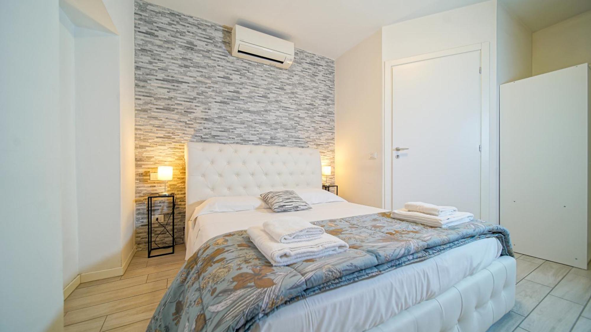 Langolo Di Laura Borgo Roma Destiny Home 3 Verona Exterior photo